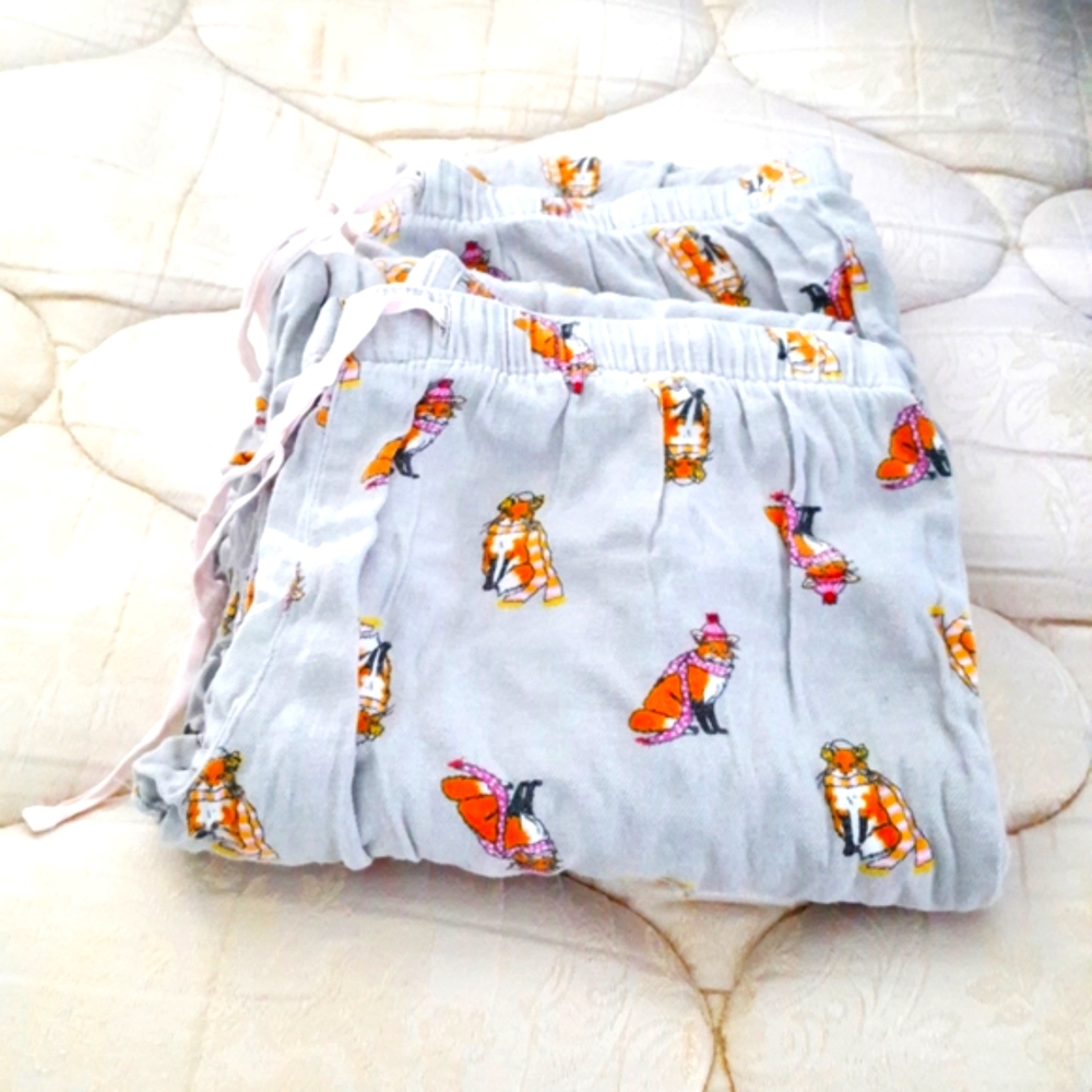 2 pair old navy flannel pajama pants